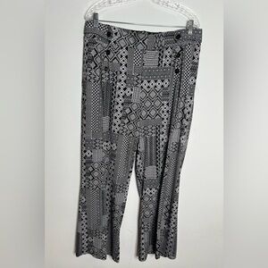 Robert Louis Women's Flare Pants Black &White Print Size XL